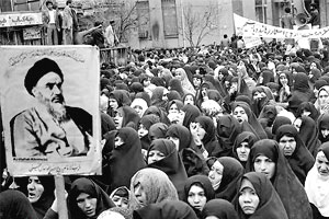 انقلاب اسلامی ایران برای زنان چه فایده ای داشته است؟